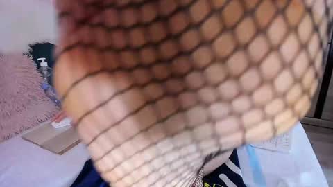 Snapshot of maryeelle chatting on 12/02/24, 11:07 Maryelle online show from 12/02/24, 11:07