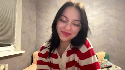 Stephie online show from 12/21/25, 09:55