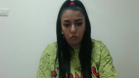 maryem online show from 10/19/25, 02:07