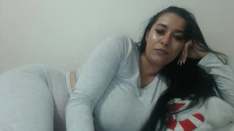 maryem online show from 11/04/25, 03:22