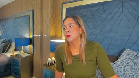 Snapshot of maryhawkey chatting on 01/12/26, 11:37 maryhawkey online show from 01/12/26, 11:37