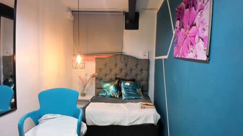 Marylin online show from 12/14/24, 01:50