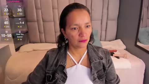 Marylin online show from 07/14/26, 07:52