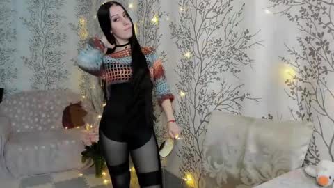 Mary Lou online show from 12/16/24, 05:17