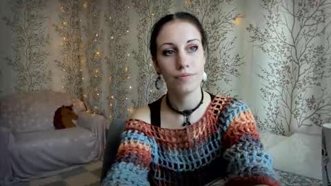 Mary Lou online show from 09/17/25, 05:20