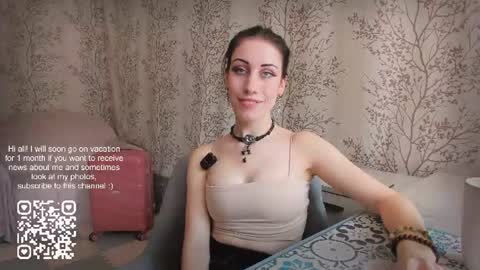 Snapshot of marylou_ chatting on 07/19/26, 04:16 Mary Lou online show from 07/19/26, 04:16