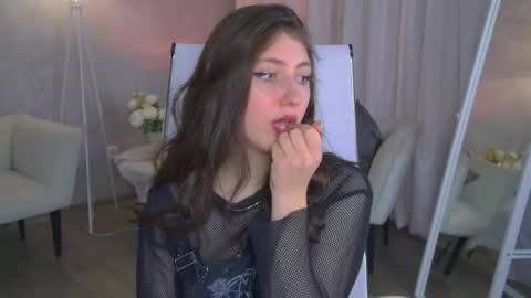 Mary Miller online show from 02/11/26, 09:25