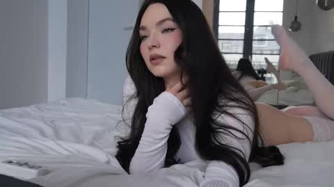 Marina online show from 03/17/26, 10:40