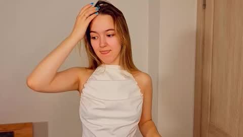 Snapshot of marysparkl chatting on 12/04/25, 07:44 Mary online show from 12/04/25, 07:44