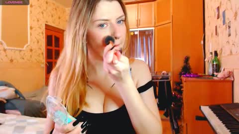 Maria online show from 12/18/25, 07:58