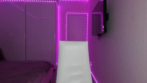 Mary online show from 02/03/26, 02:53