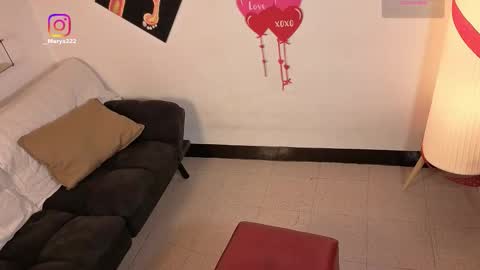 Snapshot of maryybellax chatting on 02/15/26, 11:01 maryybellax online show from 02/15/26, 11:01