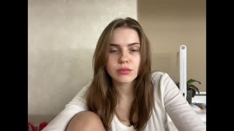 MaryYourr online show from 12/13/25, 09:42