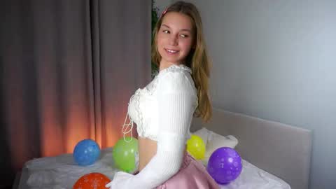 Sunny online show from 03/19/26, 09:08