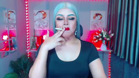 Snapshot of masarapkahitwalang_sauce18 chatting on 01/23/25, 10:32 VALE online show from 01/23/25, 10:32