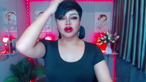 Snapshot of masarapkahitwalang_sauce18 chatting on 01/23/25, 01:35 VALE online show from 01/23/25, 01:35