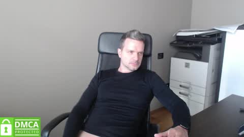 Snapshot of maschiodavide89 chatting on 05/07/26, 09:14 David online show from 05/07/26, 09:14