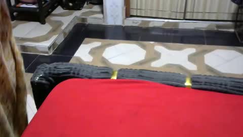 Cate online show from 09/29/25, 05:45