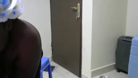 Cate online show from 10/16/25, 03:46