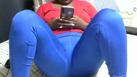 Cate online show from 10/24/25, 07:32