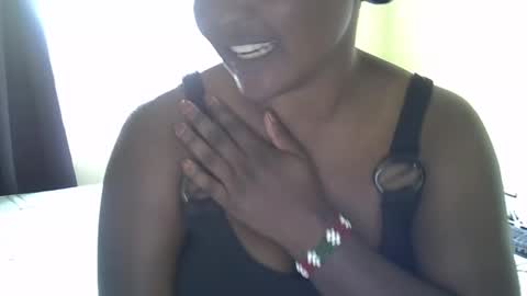 Snapshot of maseratty chatting on 04/15/26, 12:01 Cate online show from 04/15/26, 12:01