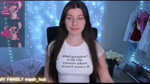 Snapshot of mash_hub chatting on 02/19/25, 10:31 Mash online show from 02/19/25, 10:31