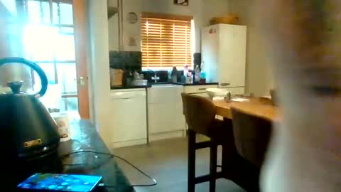 Masked Masturbation Couple online show from 05/29/26, 05:27