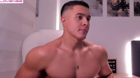 Mason Bennet online show from 03/09/25, 09:35