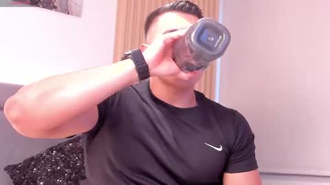 Mason Bennet online show from 07/11/26, 08:11