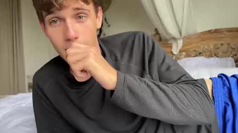 Snapshot of mason_gallagher chatting on 02/11/25, 03:29 Mason online show from 02/11/25, 03:29