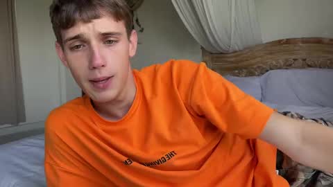 Snapshot of mason_gallagher chatting on 03/07/25, 02:04 Mason online show from 03/07/25, 02:04