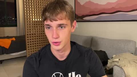 Snapshot of mason_gallagher chatting on 09/21/25, 10:33 Mason online show from 09/21/25, 10:33