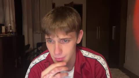 Snapshot of mason_gallagher chatting on 10/09/25, 02:20 Mason online show from 10/09/25, 02:20