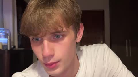 Snapshot of mason_gallagher chatting on 12/03/25, 09:35 Mason online show from 12/03/25, 09:35