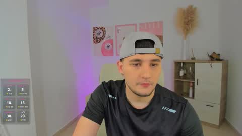 Massimo online show from 02/25/26, 02:21