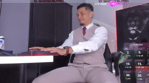 Snapshot of massimo_g chatting on 01/21/25, 02:05 I am Massimo online show from 01/21/25, 02:05