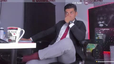 Snapshot of massimo_g chatting on 02/06/25, 11:26 I am Massimo online show from 02/06/25, 11:26