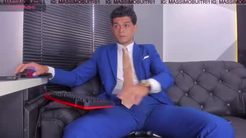 I am Massimo online show from 07/06/26, 01:19