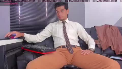 I am Massimo online show from 07/15/26, 01:38