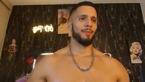 massimo_greco2 online show from 11/13/25, 09:36