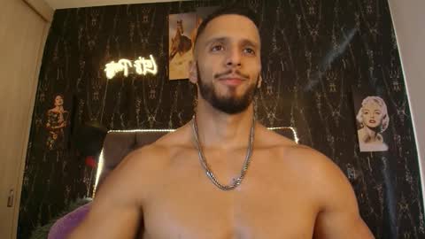 massimo_greco2 online show from 02/06/26, 09:18