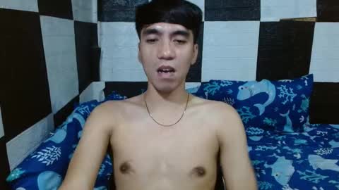 Snapshot of massive_boner02 chatting on 11/13/25, 08:02 massive_boner02 online show from 11/13/25, 08:02