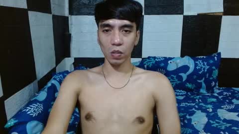 Snapshot of massive_boner02 chatting on 11/22/25, 01:04 massive_boner02 online show from 11/22/25, 01:04