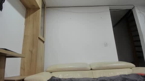 Domi online show from 11/01/25, 09:55