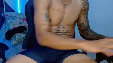 Snapshot of master_black777 chatting on 10/01/25, 07:20 master_black777 online show from 10/01/25, 07:20