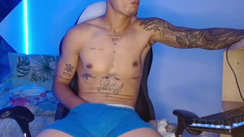 Snapshot of master_black777 chatting on 10/25/25, 04:13 master_black777 online show from 10/25/25, 04:13