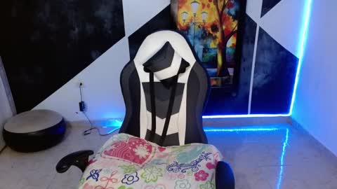 Snapshot of master_black777 chatting on 03/01/26, 10:45 master_black777 online show from 03/01/26, 10:45