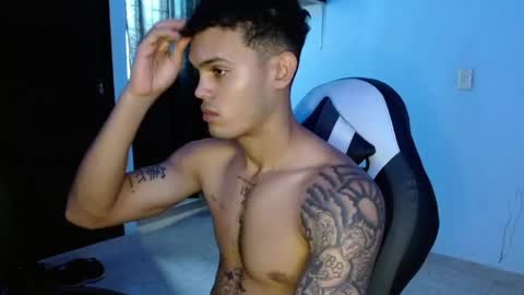 master_black777 online show from 04/17/26, 02:53