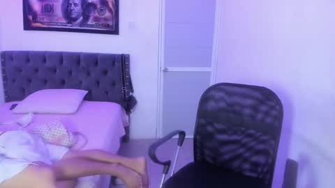 master_boy28 online show from 02/26/25, 10:09