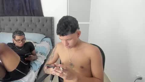 master_boy28 online show from 10/18/25, 08:09